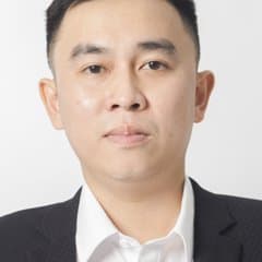 Chân dung chính diện — Nguyễn Tuấn Nam
